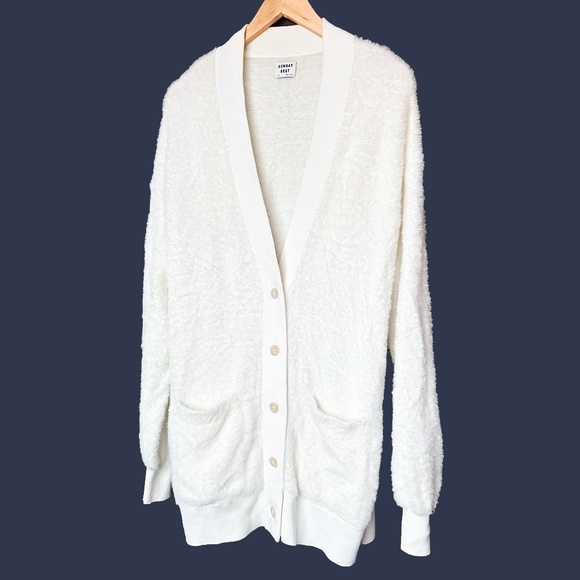Aritizia Sunday Best Kitten Cardigan - Picture 1 of 5